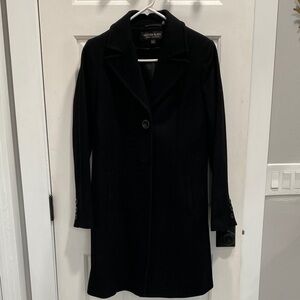 Kristen Blake Black Women's Trench Coat. Size M. Worn once.